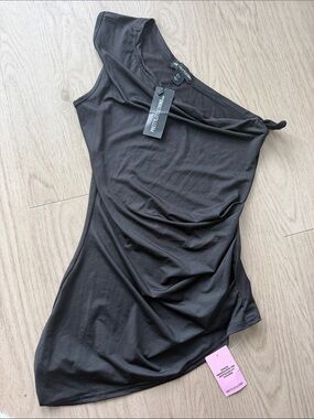 PrettyLittleThing Black One-Shoulder Ruched Side Dress